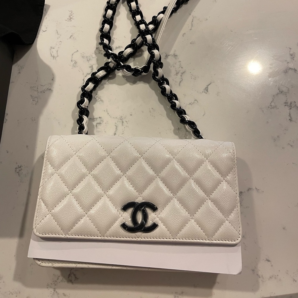 COPY - Chanel timeless wallet on chain - Picture 2 of 8